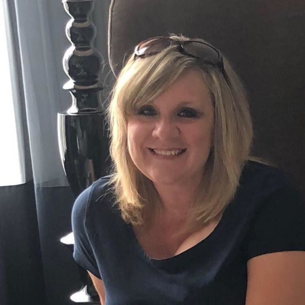 Meet your Posher, Michele